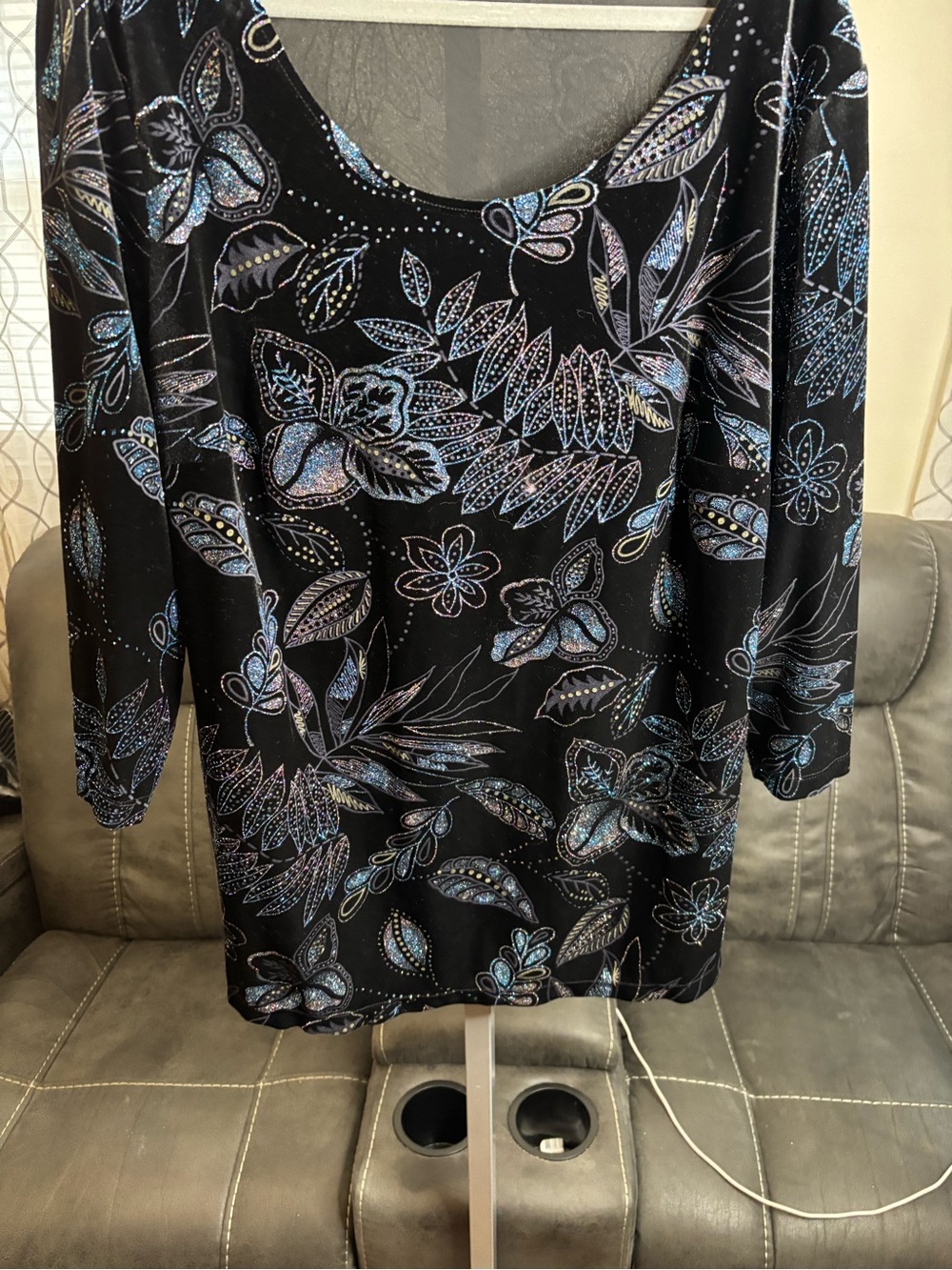 Notations Black Long-Sleeve Scoop Neck Dress Top with Blue Floral Print
